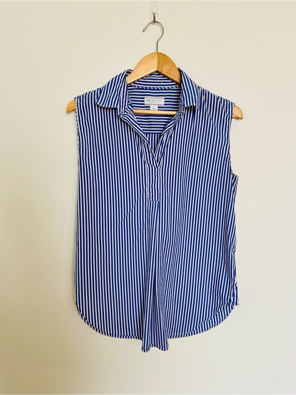 Liz Claiborne Simply Liz Blue Striped Sleeveless Popover Top, Size S